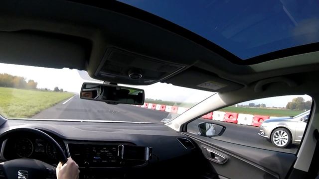 Seat Leon FR 1.8 TSI 180 vs VW Passat CC 1.8 TSI 160 MTR @200 смотреть онлайн