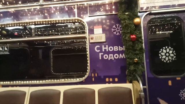 Новогодний Еж3 - Таганско-Краснопресненская линия (2024) смотреть онлайн