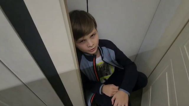 Кто последний выйдет из 2 дверей получит 5 рублей! (Породия на Мистер биста) #challenge смотреть онлайн