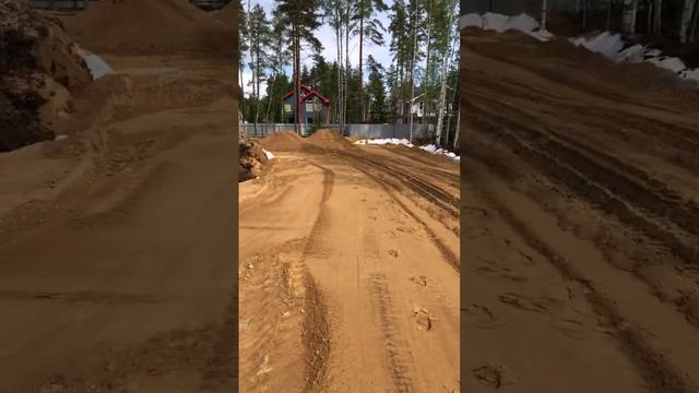 Подготовка котлована под дом из газобетона в Белоострове смотреть онлайн