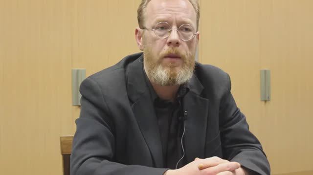 Д. Е. Новокшонов о журналистике, истории, Аллахе и кунилингусах медиалингв. 1