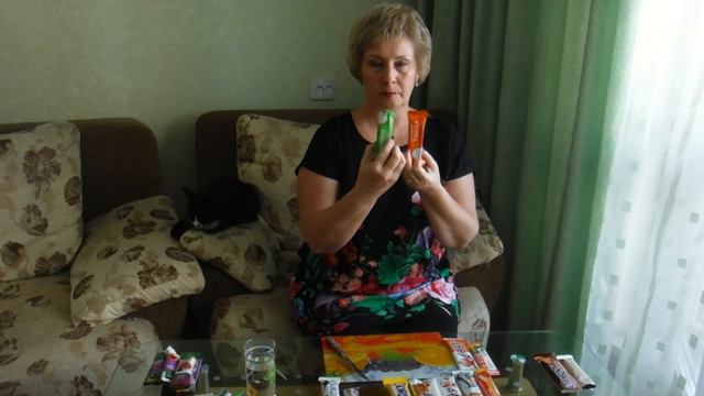 Ем на камеру. Дегустация батончиков. смотреть онлайн