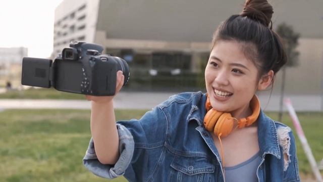 FUJIFILM X S10 REVIEW [2023] BETTER THAN SONY A6600 | IS FUJIFILM X-S10 GOOD IN LOW LIGHT? смотреть онлайн