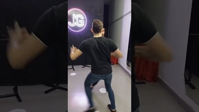 Manuel Turizo "La Bachata" | Mica Fernandez y Julio Garcia | Clases de bachata | Bachata 2022 смотреть онлайн