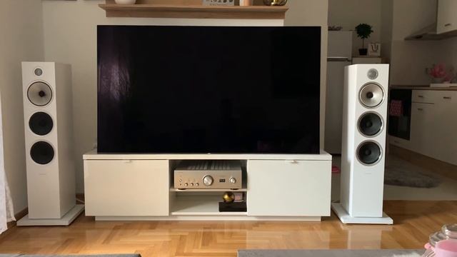 Bowers & Wilkins 703 s2 White Sony 65A1 OLED TV Denon PMA 1600NE смотреть онлайн
