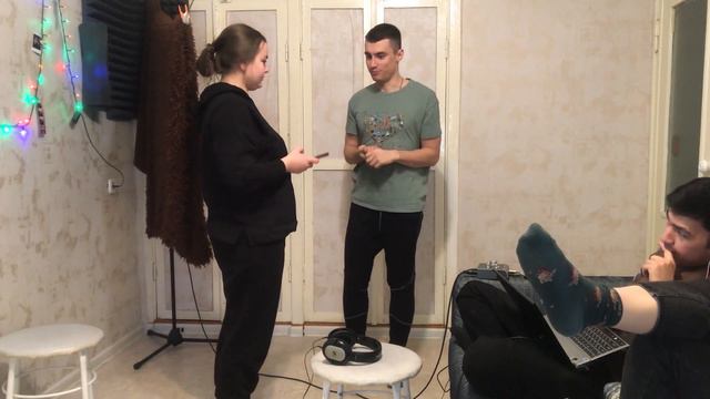ПРИЕХАЛА В ГОСТИ, А ИЗ НЕЁ ВЫЖАЛИ ВСЕ СОКИ смотреть онлайн