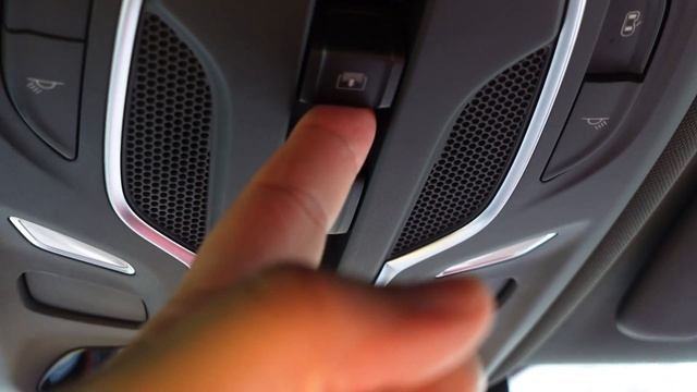 MG EHS: Revisión de interiores del PHEV Chino/Britanico смотреть онлайн