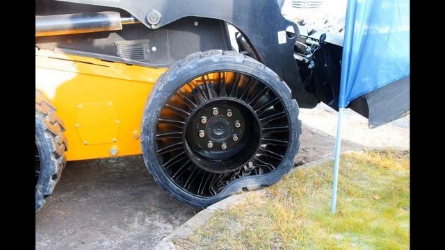 ПРЕДСТАВЛЕН ПЕРВЫЙ ПРОТОТИП БЕЗВОЗДУШНЫХ АВТОМОБИЛЬНЫХ ПОКРЫШЕК смотреть онлайн