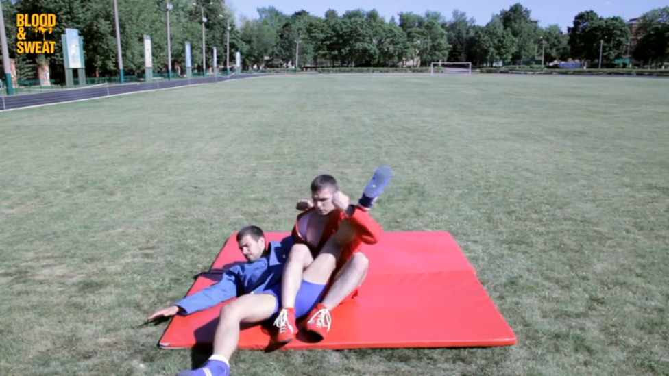 Самбо. Рычаг колена из стойки. Sambo. Flying knee bar смотреть онлайн