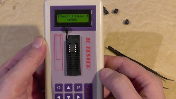 IC tester