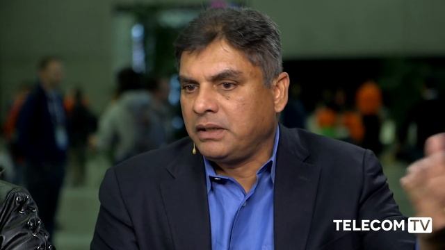 Why should CSPs embrace open source and OpenStack? смотреть онлайн