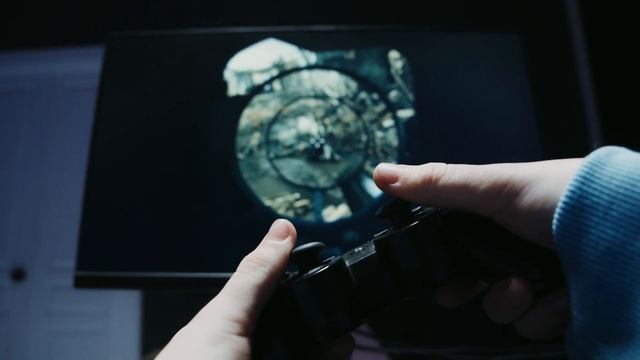 Чипированная Обезьяна Илона Маска Играет в Видеоигры силой мысли смотреть онлайн