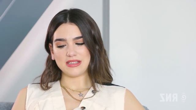 Дуа Липа Интервью на русском Путь к успеху | Dua Lipa Interview In Russian Way To Success