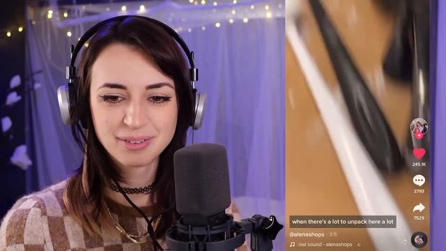 ASMRtist Reacts To: ASMR TikTok смотреть онлайн