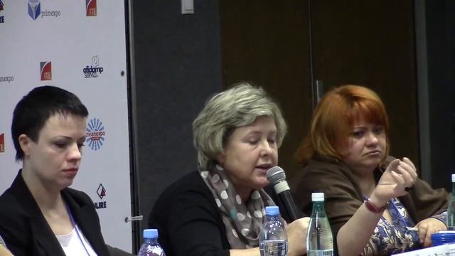 Административные директора обсуждают проблемы работы с клининговой компанией смотреть онлайн