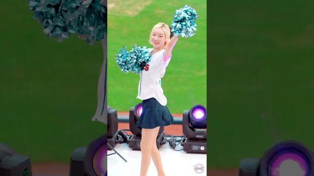 [4K] Seo Hyun-Sook Cheerleader 'I Love It' Performance Fancam | Doosan Bears 230803