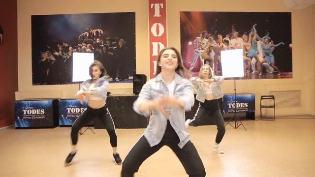 Наши девчонки?: Шинкеева Ангелина Стёпочкина Юля и Лиза Лукьянова смотреть онлайн