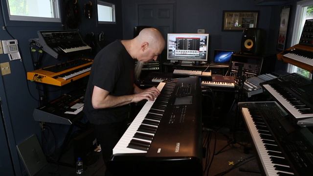 SampleTank 3 Steel String 1 with Jordan Rudess смотреть онлайн