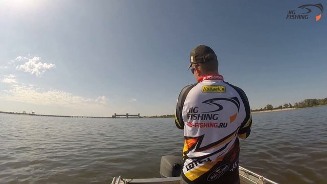 Ловля жереха на каждом забросе!!!Цикады Astro Vibe смотреть онлайн