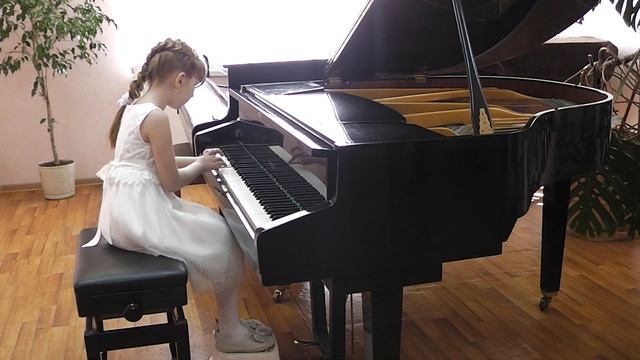Кравцова Алина, Б.Берлин "Обезьянки на дереве" смотреть онлайн