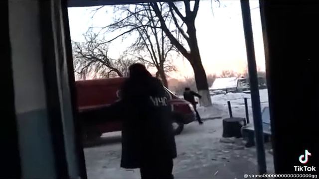 снова бомбят Донецк!!! смотреть онлайн