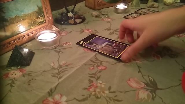 Онлайн расклад на таро Манара. Что он чувствует к Вам? смотреть онлайн