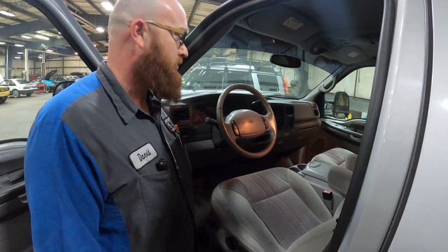 Here's Everything That's Broken On My Cheap Ford Excursion 7.3 Powerstroke Diesel смотреть онлайн