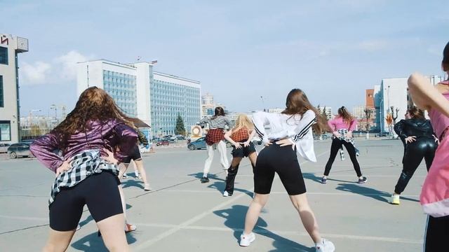 STUPID смотреть онлайн