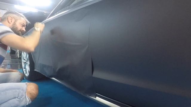 Am colantat un Audi A6 All road cu gri mat (charcol matte by Avery) смотреть онлайн