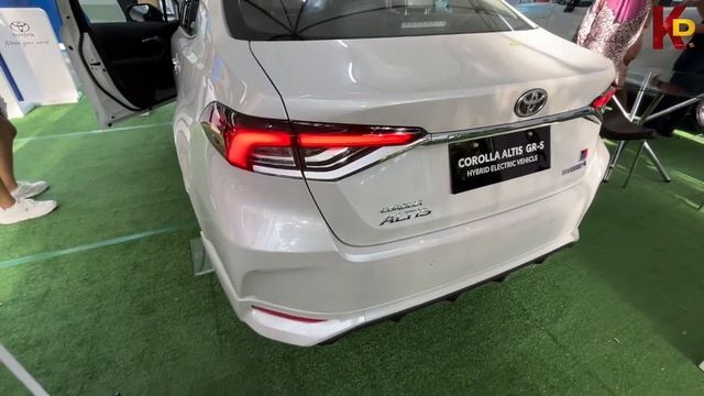 2023 Toyota Corolla Altis GR-S Hybrid | Are Hybrid Sedans Still Worth It? смотреть онлайн