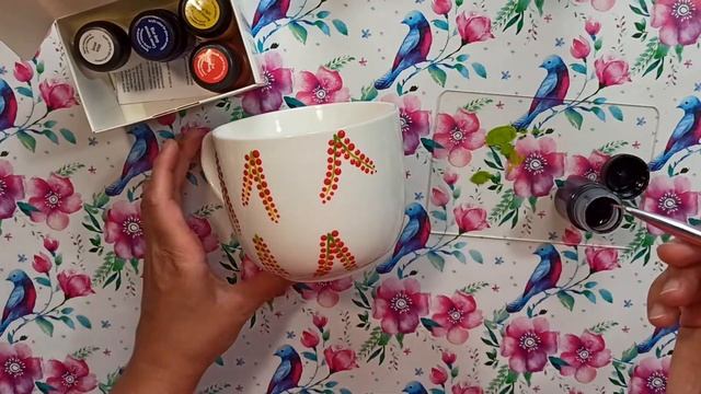 Мастер-класс: Как расписать кружку акриловыми красками по стеклу DECOLA / Роспись посуды / смотреть онлайн