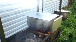 Обжигаем коптильню!Новая, вся в смазке.