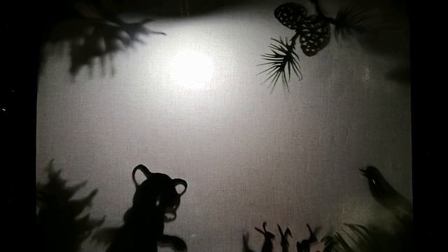 "МИШКА косолапый"- сказка, показанная в теневом театре, в Студии Сказок Феей Еленой смотреть онлайн