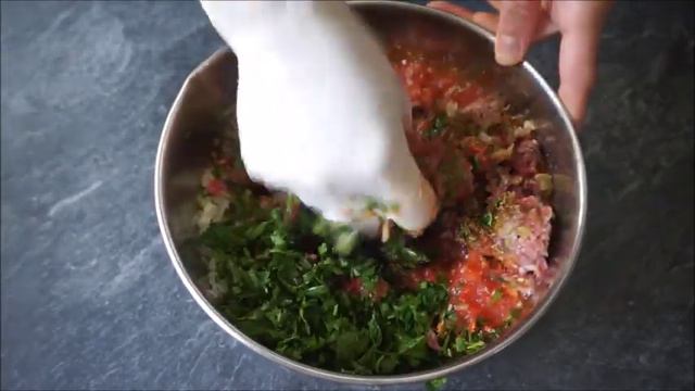 "Lahmacun Pizza" Einfach und sehr Lecker! ♥Lahmacun Rezept P&S Backparadies смотреть онлайн