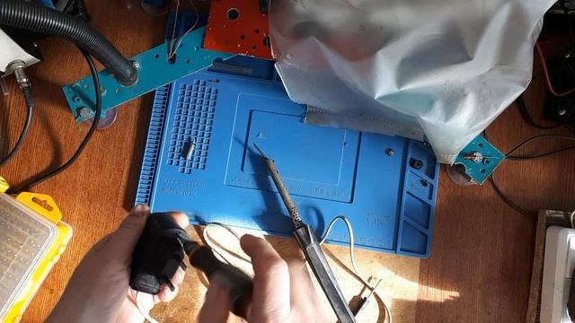 Сберегательный режим, для настольного паяльника на 220 вольт. смотреть онлайн