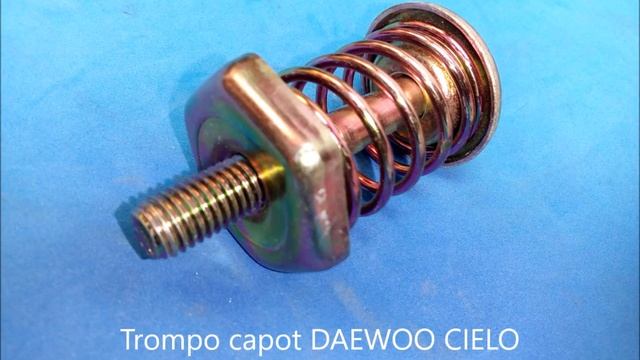 Trompo capot DAEWOO CIELO смотреть онлайн