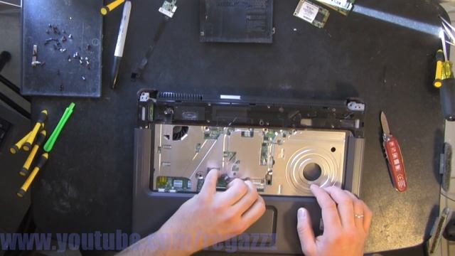 COMPAQ V6000 take apart video, disassemble, how to open (nothing left) disassembly смотреть онлайн