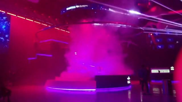 Всем бы так жить!Самая дорогая вечеринка в Шанхае. VlOG смотреть онлайн