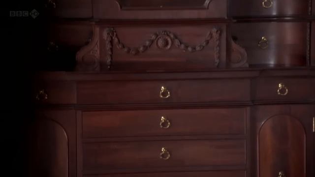 2/4 The Extraordinary Thomas Chippendale - Carved with Love смотреть онлайн