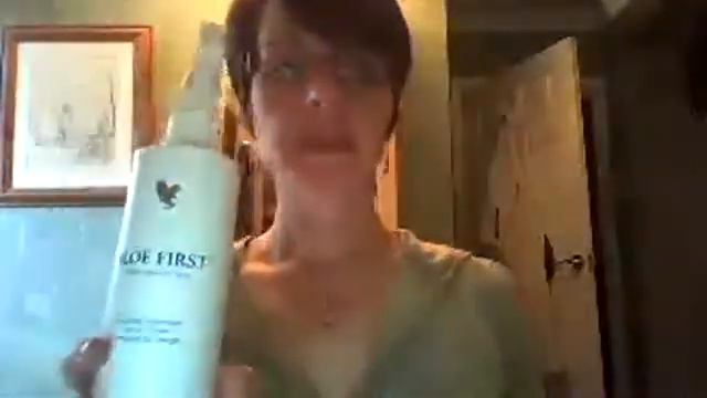 Aloe Gelly and Aloe First смотреть онлайн