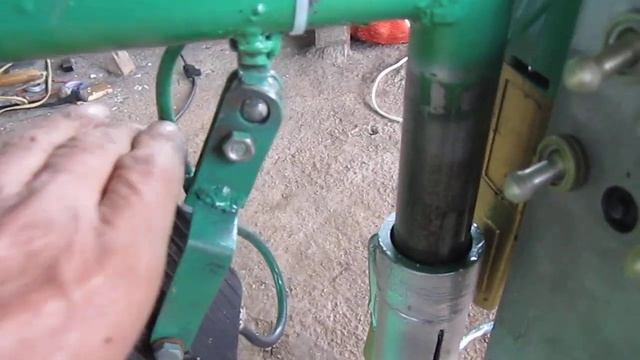 Универсальный станок . Дальше изготовление электронной делительной головки и установка концевиков . смотреть онлайн