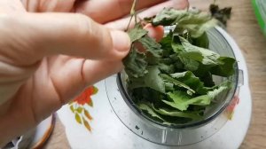 Сушу сныть. Приправа. Хлорофилл на зиму. БАД своими руками.