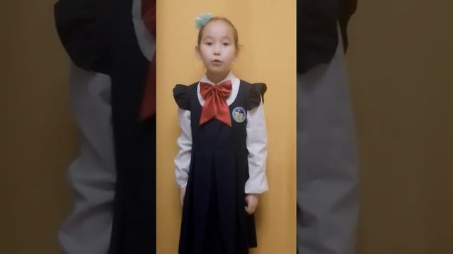 Андреева Наташа, читает ученица 3 а класса, А. Плещеев "Осень" смотреть онлайн