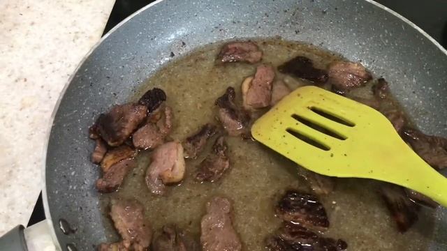 653. Утиное филе жаренное с картофелем. смотреть онлайн