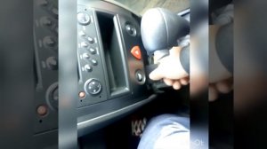 Рено Меган 2- ключ-карта не работает ☝️ часть 1