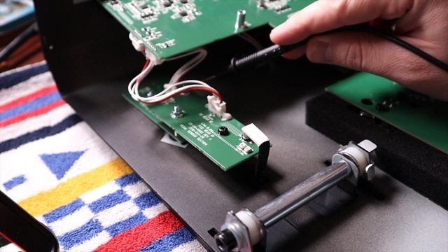 Line 6 Helix LT Broken Expression Pedal Fix смотреть онлайн