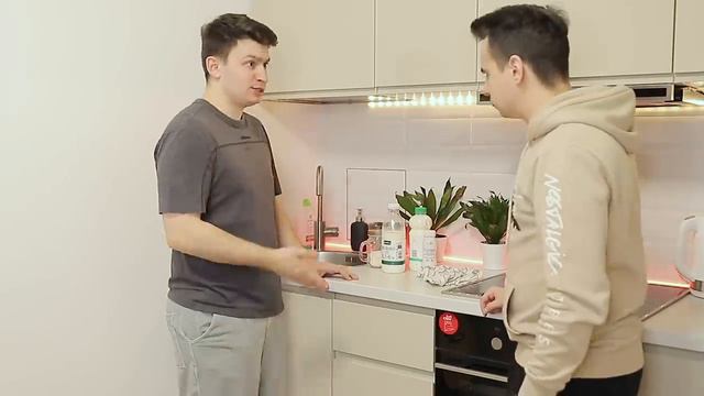 КОРОЧЕ ГОВОРЯ, ПРИГОТОВИЛ МОРОЖЕНОЕ. смотреть онлайн