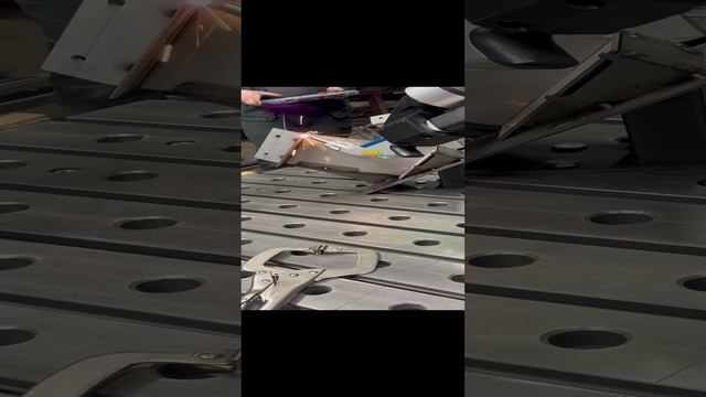 Роботизированная лазерная сварка нержавеющей стали