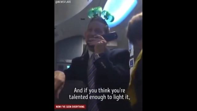 Предполетный инструктаж Hilarious flight attendant (на русском) смотреть онлайн