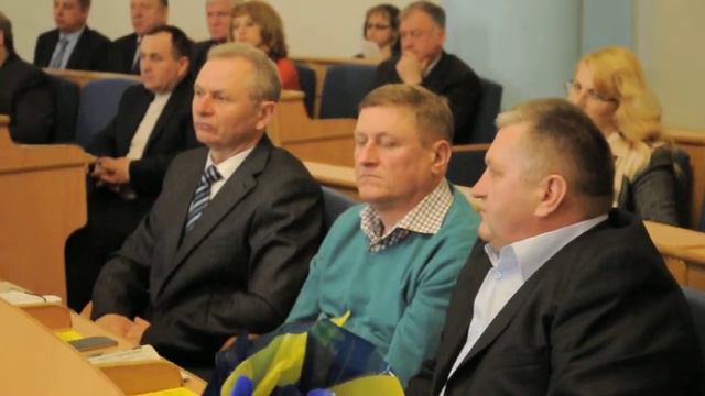 Голова Вінницької ОДА Валерій Коровій нагадав депутатам про необхідність консолідації смотреть онлайн
